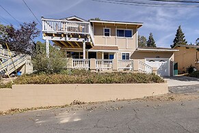 Home w/ 2 Decks - 2 Mi to Lake Gregory Dog Park!