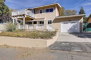 Home w/ 2 Decks - 2 Mi to Lake Gregory Dog Park!