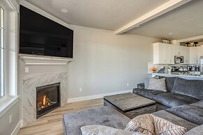 River & Marina View: Hammond Townhome w/ Hot Tub