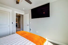 River & Marina View: Hammond Townhome w/ Hot Tub