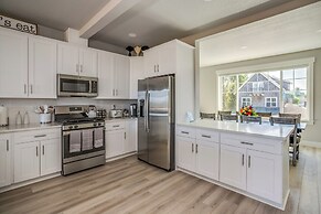 River & Marina View: Hammond Townhome w/ Hot Tub