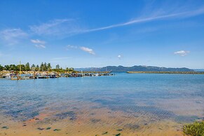 River & Marina View: Hammond Townhome w/ Hot Tub