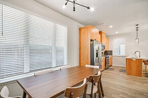 Pets Welcome: Newly Built Abode in Canyon!