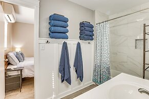 Decks & Boat Dock: 'the View on Lay Lake!'