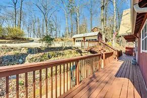 Mountain-view Home w/ Deck & Grill in Dahlonega