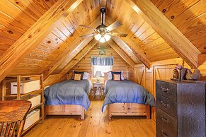 Steps to Lake Okeechobee: Cabin w/ Pool Access!