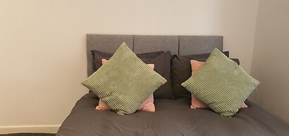 Big one Bedroom Apartment