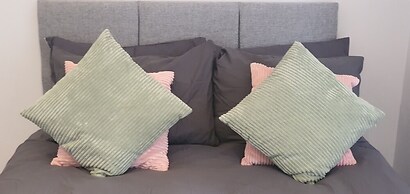 Luxury 2 Bedroom Apartment