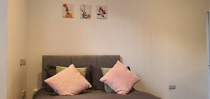 Luxury 2 Bedroom Apartment