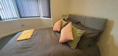 Luxury Spacious Flat in Leicester