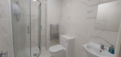 Luxury Spacious Flat in Leicester