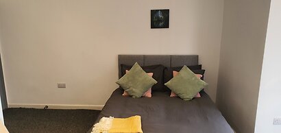 Luxury Spacious Flat in Leicester