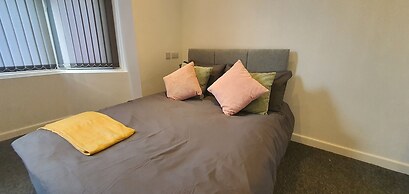 Luxury Spacious Flat in Leicester