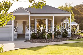 La Casa Bella Pool Spa Sauna