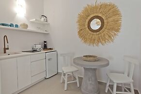 Enilion Luxury Suites