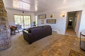 Fairway Cabin 3 Bedroom Home