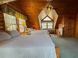 Perley Pond Lodge Limit 14 4 Bedroom Villa