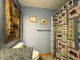 Perley Pond Lodge Limit 14 4 Bedroom Villa