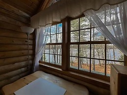 Perley Pond Lodge Limit 14 4 Bedroom Villa