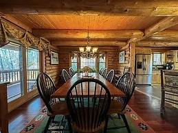 Perley Pond Lodge Limit 14 4 Bedroom Villa