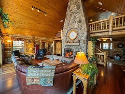 Perley Pond Lodge Limit 14 4 Bedroom Villa
