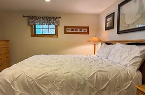 Perley Pond Lodge Limit 14 4 Bedroom Villa