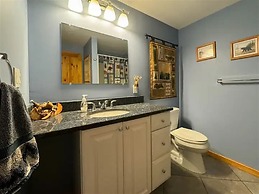Perley Pond Lodge Limit 14 4 Bedroom Villa