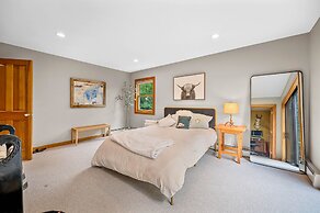 The Wildwood Lodge At Killington 4 Bedroom Home
