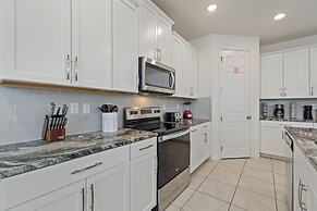 Rear Views, Spa, Games Room, Pet Friendly, Resort Amenities 8 Bedroom 