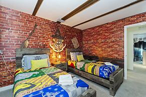 Rear Views, Spa, Games Room, Pet Friendly, Resort Amenities 8 Bedroom 