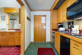 2797 Slopeside Condo