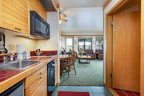 2797 Slopeside Condo