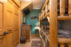 8766 Trappers Crossing 2 Bedroom Townhouse