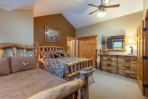 8766 Trappers Crossing 2 Bedroom Townhouse