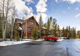 8766 Trappers Crossing 2 Bedroom Townhouse