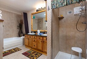 8766 Trappers Crossing 2 Bedroom Townhouse