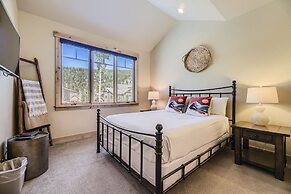 6507 Settlers Creek Townhomes 3 Bedroom Townhouse