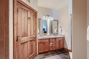 2301 Red Hawk Lodge 2 Bedroom Condo