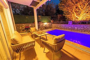 Close to Oludeniz 5 Bedroom Villa