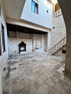 DIIB HOUSE HOTEL