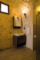 DIIB HOUSE HOTEL