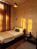 DIIB HOUSE HOTEL