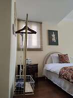 ATRIUM FENGZHU HOMESTAY