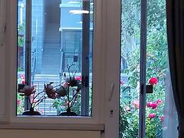 ATRIUM FENGZHU HOMESTAY