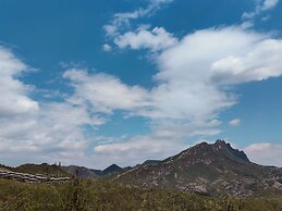 ATRIUM FENGZHU HOMESTAY