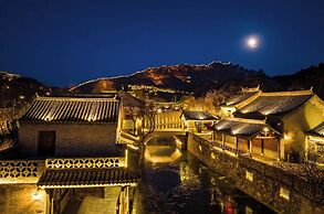 ATRIUM FENGZHU HOMESTAY