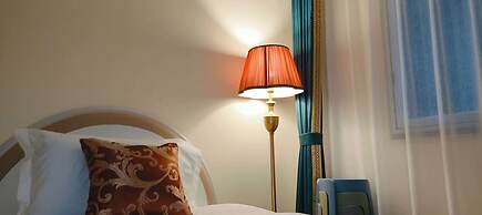 ATRIUM FENGZHU HOMESTAY