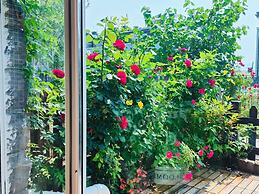 ATRIUM FENGZHU HOMESTAY