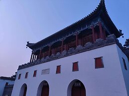 ATRIUM FENGZHU HOMESTAY