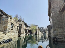 ATRIUM FENGZHU HOMESTAY